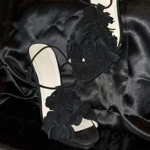 Excellent condition black suede sandal